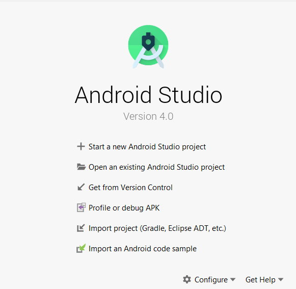 Al abrir Android Studio sin un proyecto se muestra un menú con varios botones para abrir o importar un proyecto, perfilar un APK o abrir configuraciones del IDE